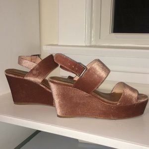 Steve Madden velvet platforms